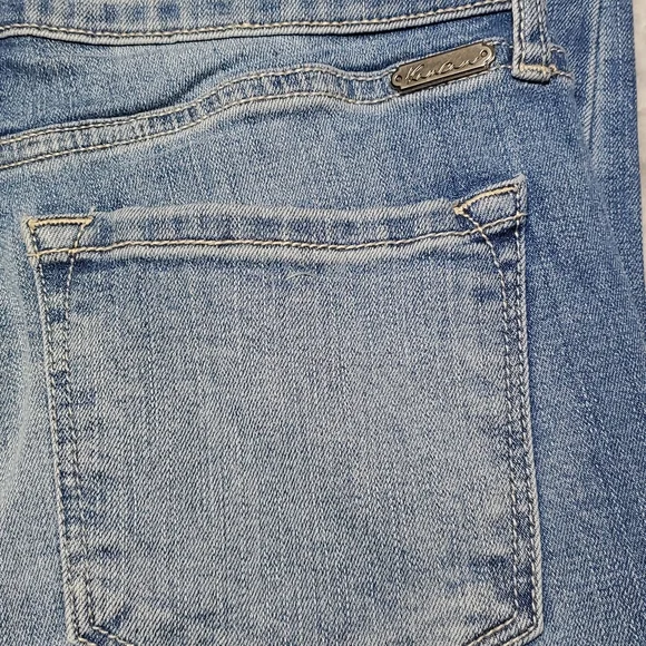 KanCan Lighter Wash Distressed Skinny Jeans w Frayed Hem Size 26 Waist 26.5 In - Picture 7 of 7